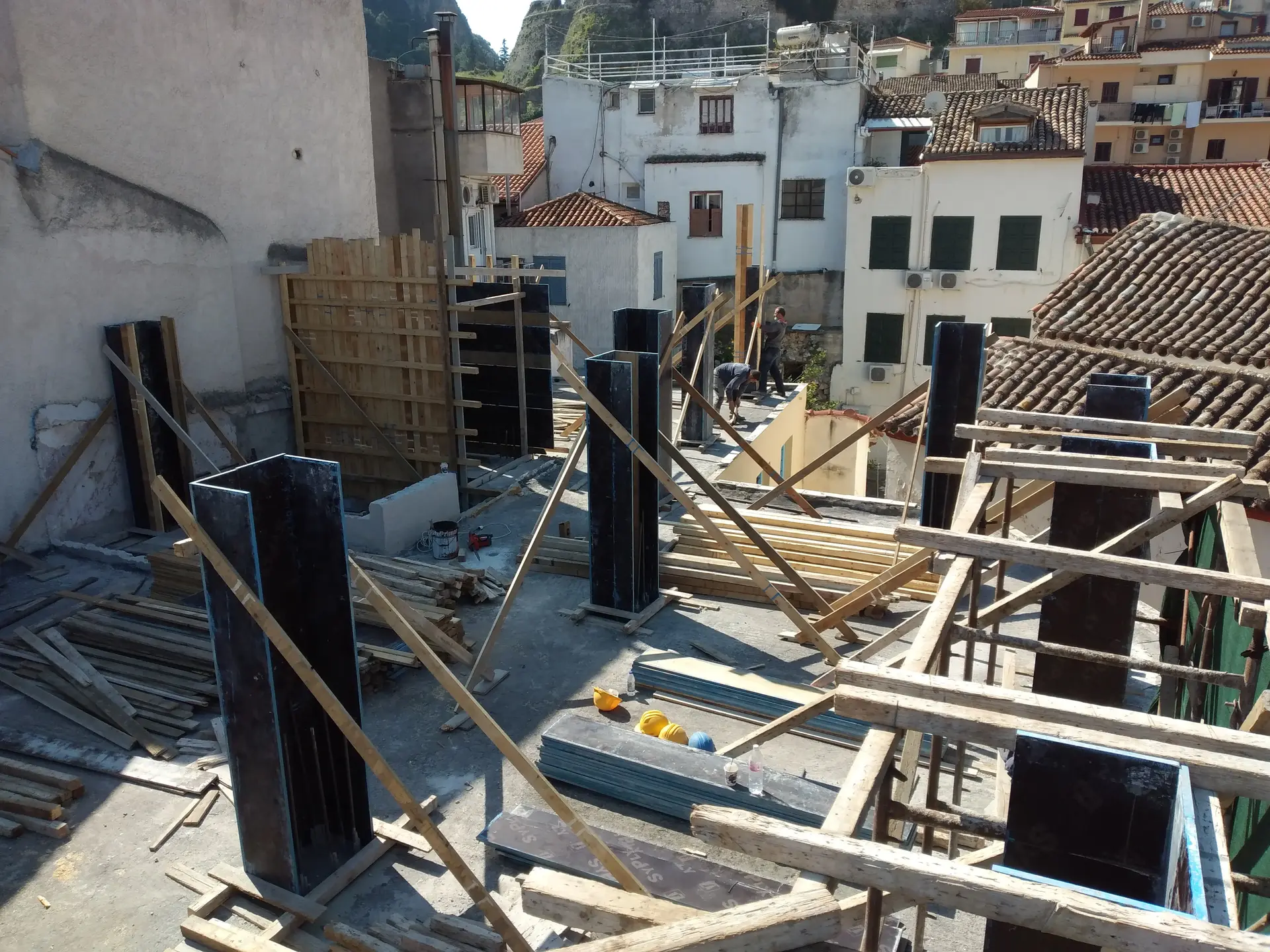 Καθ’ ύψος προσθήκη σε υφιστάμενο κτίριο